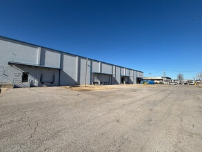 5201 W Reno Ave, Oklahoma City, OK for lease Interior Photo- Image 2 of 2