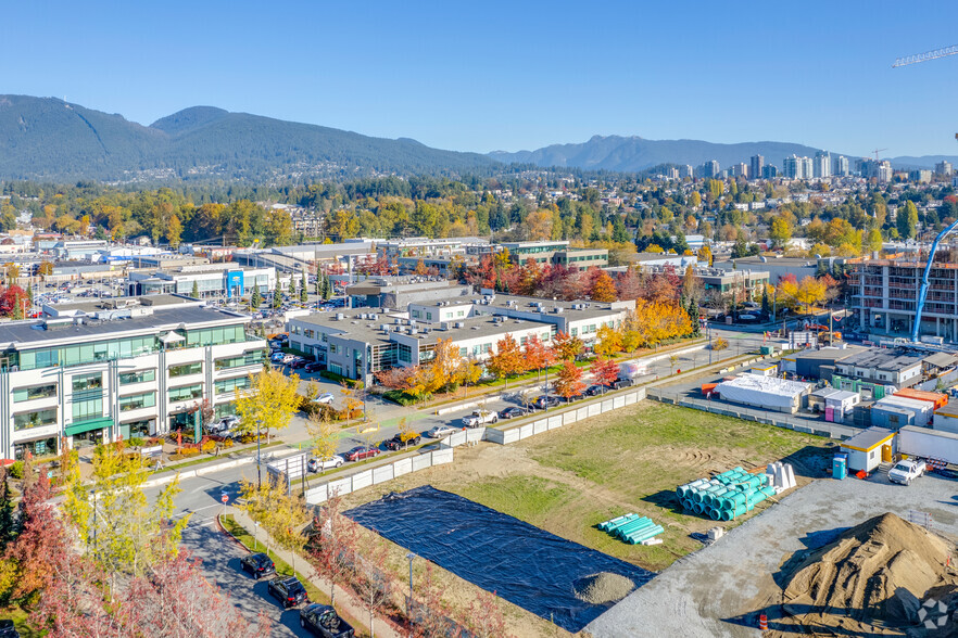 828 Harbourside Dr, North Vancouver, BC for lease - Aerial - Image 3 of 7