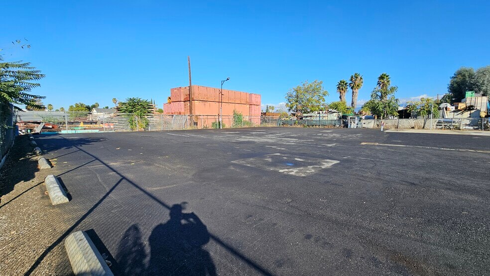 11026 Roswell Ave, Pomona, CA à louer - Photo du bâtiment - Image 1 de 31