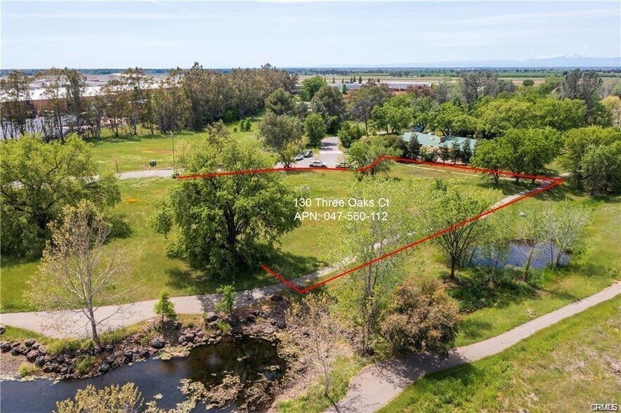 130 Three Oaks Ct, Chico, CA à vendre - Photo du bâtiment - Image 2 de 2