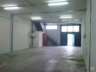 Calle Puerto de San Glorio, 36, Leganés, Madrid à vendre - Photo du bâtiment - Image 2 de 9