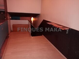 Plus de détails pour Commerce de détail à louer