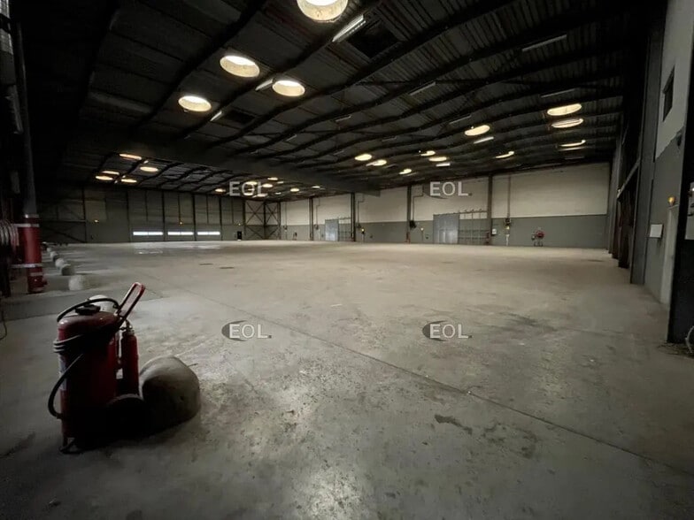 Industrial in Gennevilliers for lease - Interior Photo - Image 3 of 6