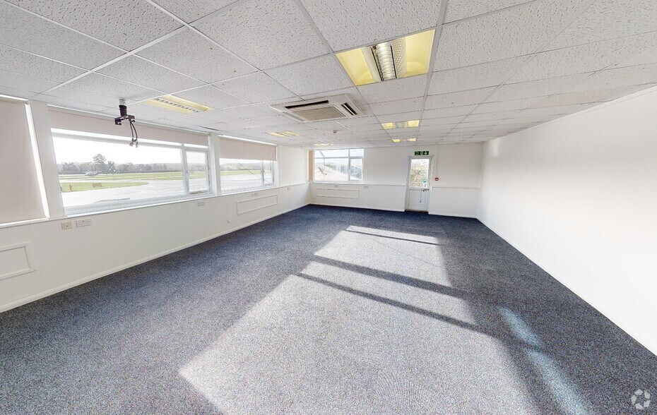 London Oxford Aiport, Kidlington à louer - Numérisation 3D de Matterport - Image 3 de 27