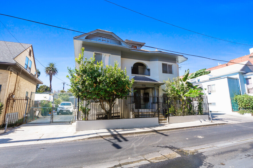 735 Witmer St, Los Angeles, CA for sale - Building Photo - Image 2 of 7