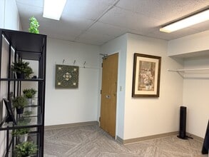 276 Highland Ave, Waterbury, CT for lease Interior Photo- Image 1 of 8