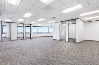 1701 Directors Blvd, Austin, TX à louer Photo intérieure- Image 2 de 10