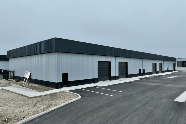 Plus de détails pour 722 Industrial Ave, Tulare, CA - Industriel à louer