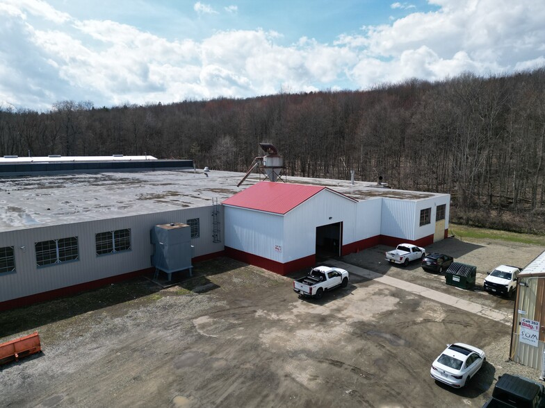 7167 Route 353, Cattaraugus, NY à vendre - Photo du bâtiment - Image 3 de 21