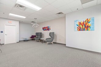 580 Virginia Dr, Fort Washington, PA for lease Interior Photo- Image 2 of 6