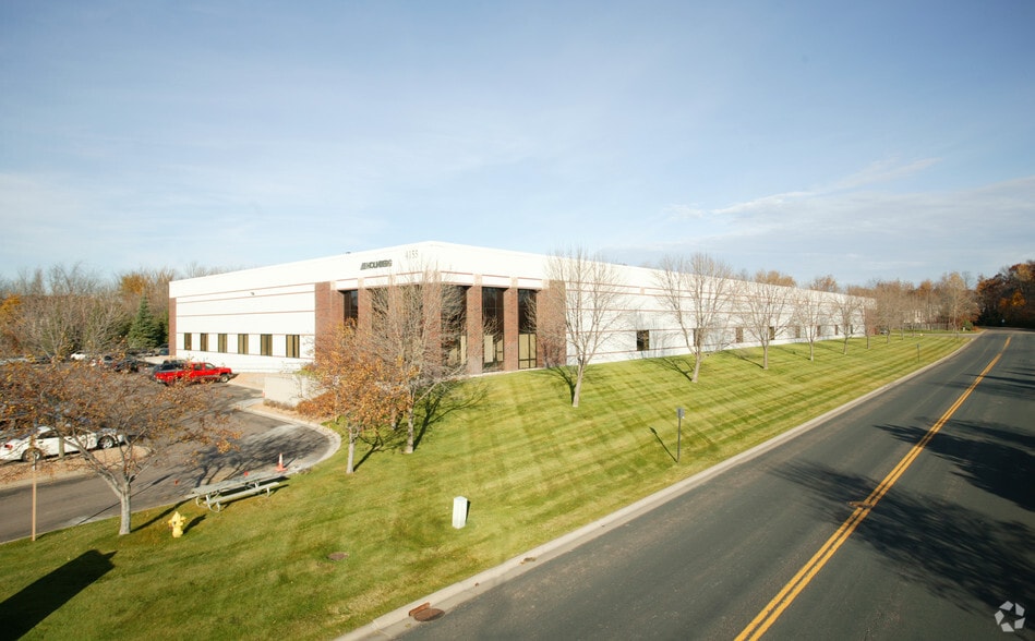 4155 N Berkshire Ln, Plymouth, MN for lease - Building Photo - Image 2 of 10