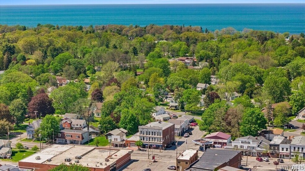 259 Young St, Wilson, NY à vendre - Photo du bâtiment - Image 3 de 36