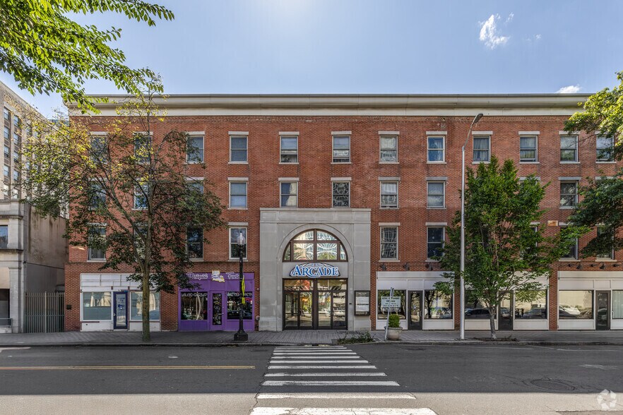 1001 Main St, Bridgeport, CT à louer - Photo du bâtiment - Image 1 de 7