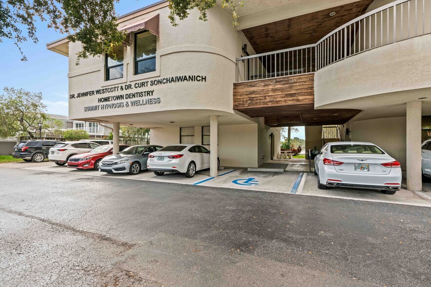 10625 N Military Trl, Palm Beach Gardens, FL for lease - Primary Photo - Image 1 of 59