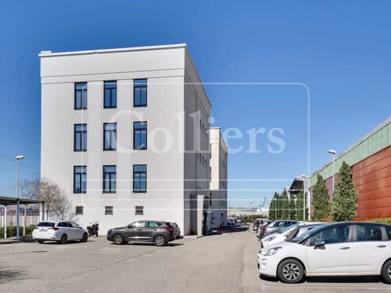 8 Rue Du Cargo Rhin Fidelity, Marseille for lease - Building Photo - Image 3 of 15