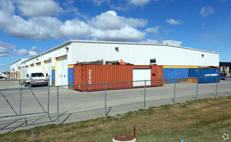 212 Walker St, Acheson, AB for sale - Primary Photo - Image 1 of 1