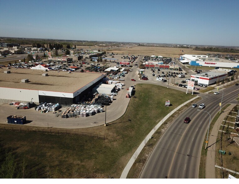 6 Mcleod Av, Spruce Grove, AB à vendre - Photo du bâtiment - Image 2 de 9