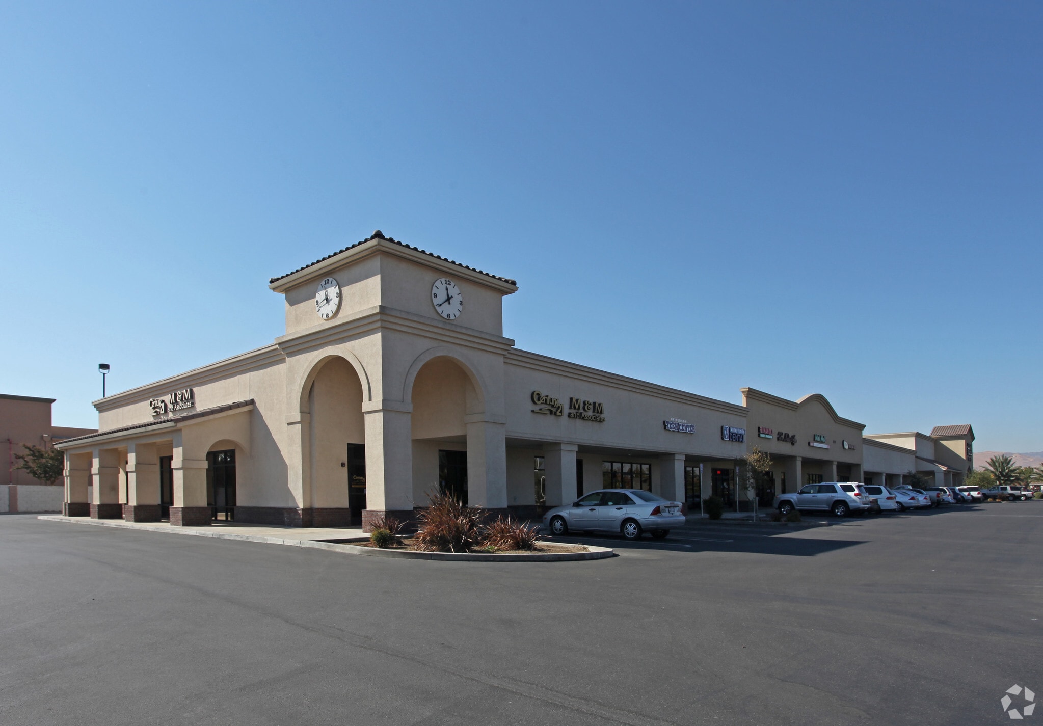 1040 W Las Palmas Ave, Patterson, CA for lease Primary Photo- Image 1 of 3