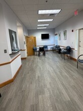 842 Sunset Lake Blvd, Venice, FL for lease Interior Photo- Image 1 of 43