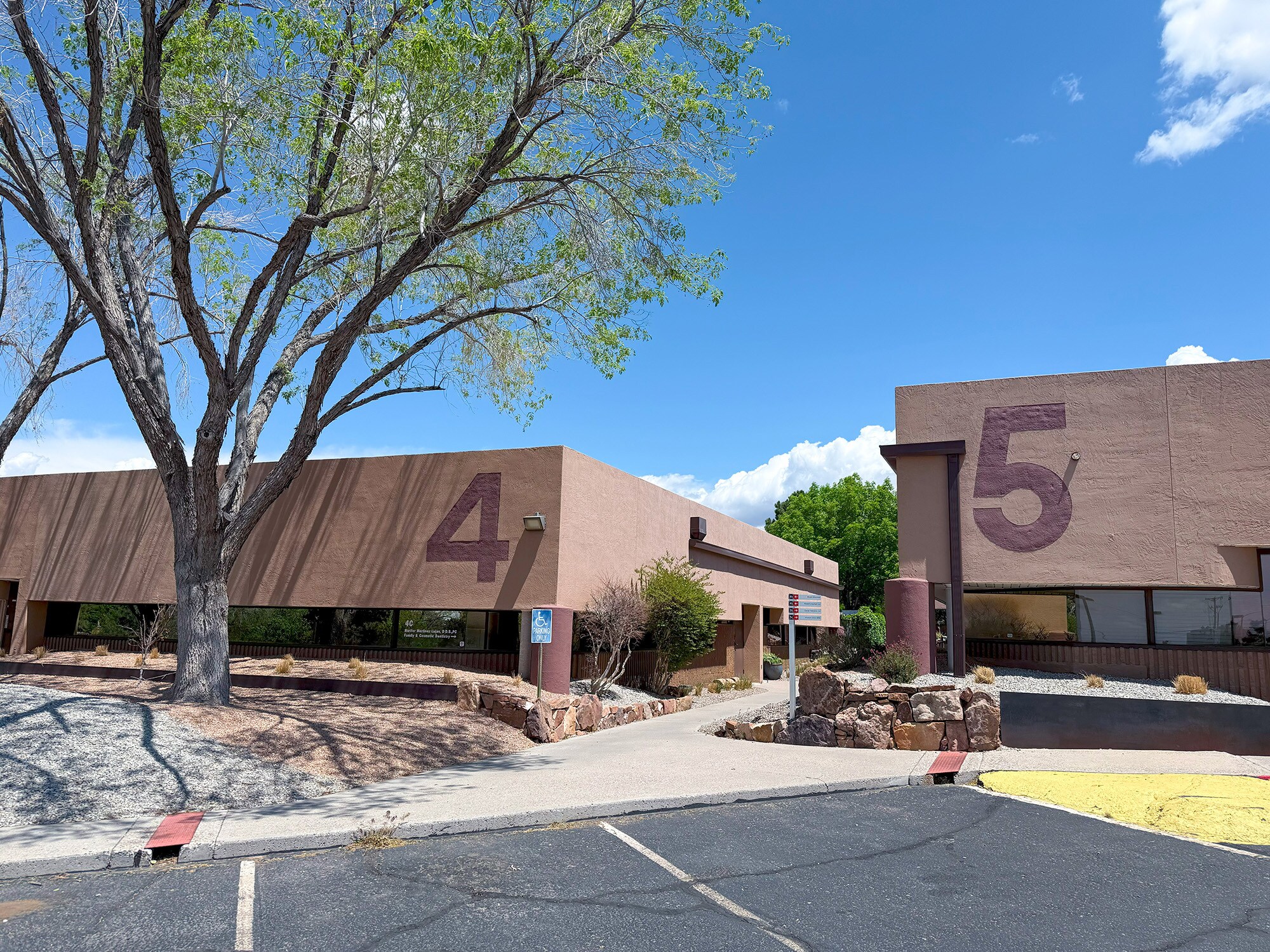 8400 Osuna Rd NE, Albuquerque, NM for lease Primary Photo- Image 1 of 11