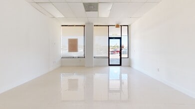 6658 Ridge Rd, Port Richey, FL à louer Numérisation 3D de Matterport- Image 1 de 6