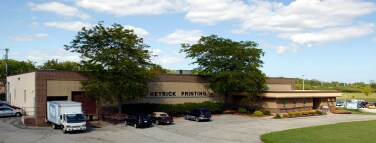 N92W15600 Megal Dr, Menomonee Falls, WI à vendre - Photo du bâtiment - Image 2 de 8