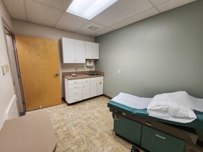 16 Church St, Dallas, PA for lease Interior Photo- Image 2 of 4