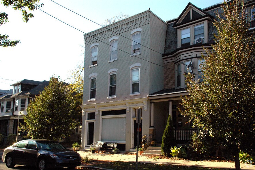208-210 Muench St, Harrisburg, PA à vendre - Photo principale - Image 1 de 2