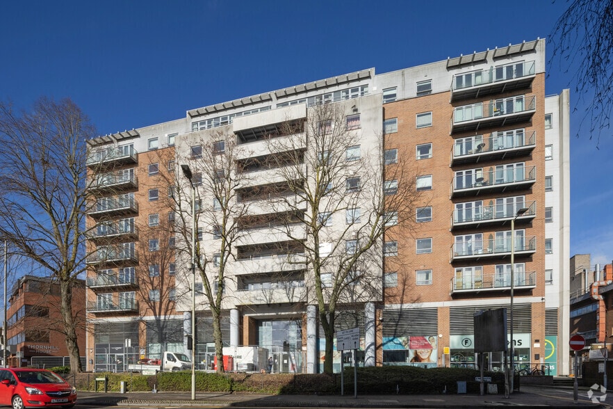 Exchange Rd, Watford for lease - Building Photo - Image 2 of 11