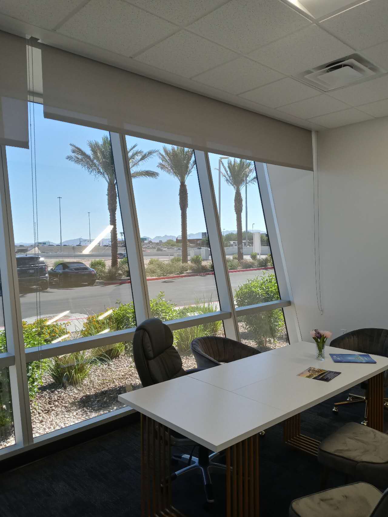 7160 Rafael Rivera Way, Las Vegas, NV à louer Photo intérieure- Image 1 de 12