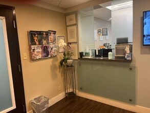 5353 N Federal Hwy, Fort Lauderdale, FL for lease Interior Photo- Image 1 of 10