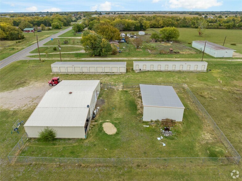 6240 Airport Rd, Paris, TX à vendre - Photo du b timent - Image 2 de 4