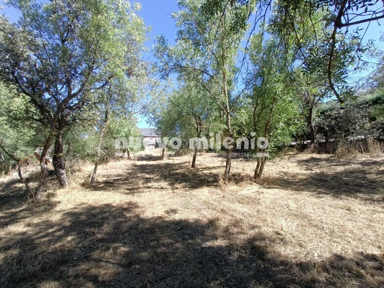 Terrain dans Valdemorillo, Madrid à vendre - Photo du bâtiment - Image 3 de 5