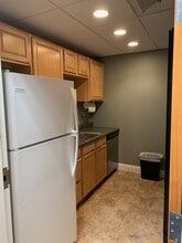 6413 Pinecastle Blvd, Orlando, FL à louer Photo intérieure- Image 1 de 11