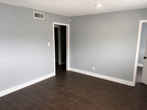 2457 Interstate Park Dr, Buda, TX for lease Interior Photo- Image 2 of 10