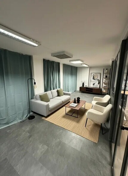 Office in Montpellier for sale - Interior Photo - Image 3 of 7