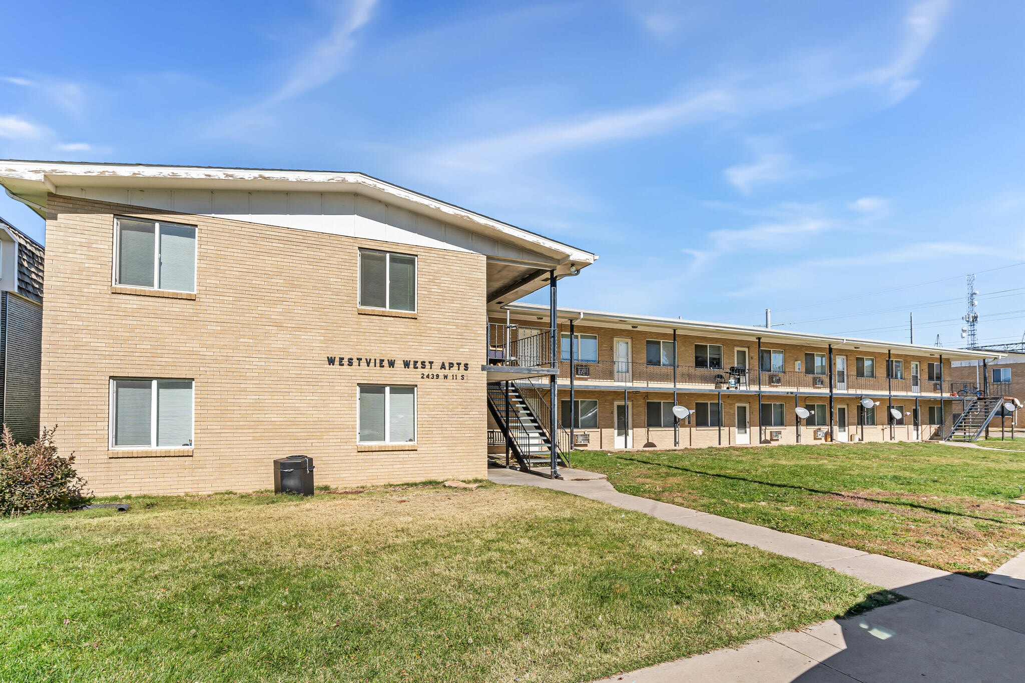 2435-2459 W 11th St, Greeley, CO à vendre Photo principale- Image 1 de 39