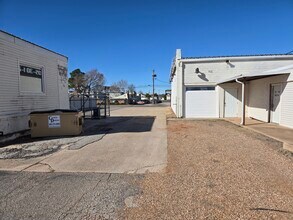 1813 N Harrison St, Shawnee, OK à louer Photo du bâtiment- Image 1 de 7