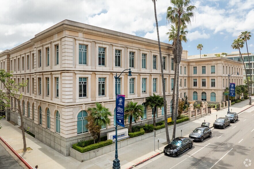 9150 Wilshire Blvd, Beverly Hills, CA à louer - Photo du bâtiment - Image 2 de 9