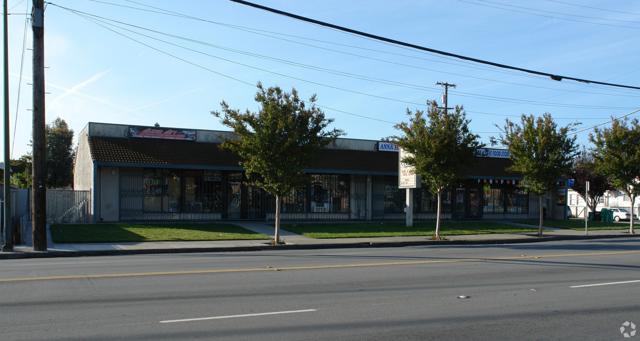 1212 E Julian St, San Jose, CA for lease Primary Photo- Image 1 of 3