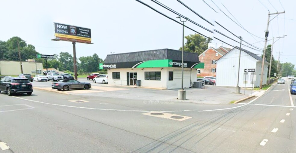 2405 Pulaski Hwy, Newark, DE for lease - Primary Photo - Image 1 of 3