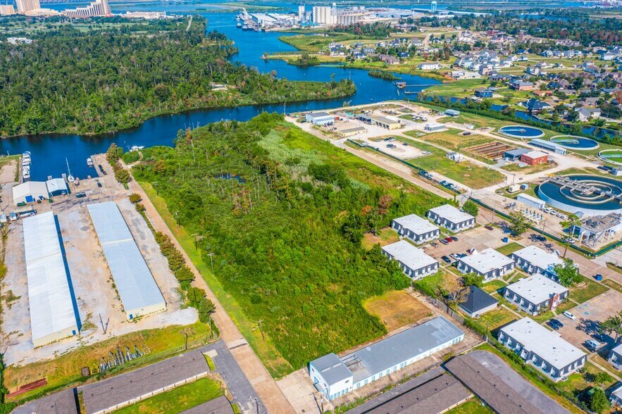 Giovanni Street St, Lake Charles, LA à vendre - Photo du bâtiment - Image 2 de 10