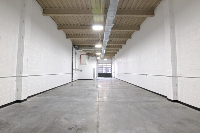 More details for 1831 42nd St, Astoria, NY - Office, Flex for Lease