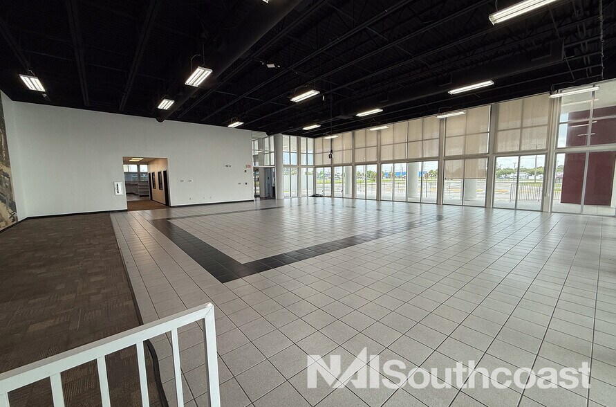 3410 S Us Highway 1, Fort Pierce, FL à vendre - Photo du bâtiment - Image 3 de 14