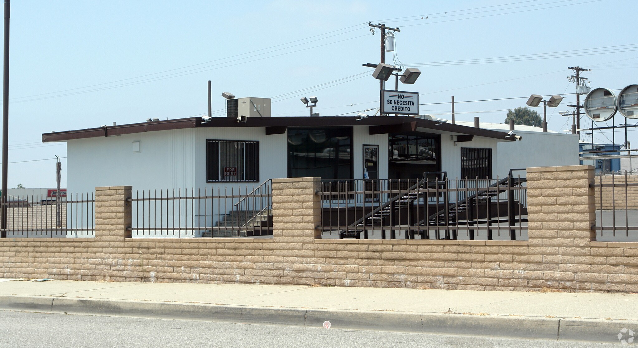 849 W Holt Blvd, Ontario, CA à vendre Photo principale- Image 1 de 5