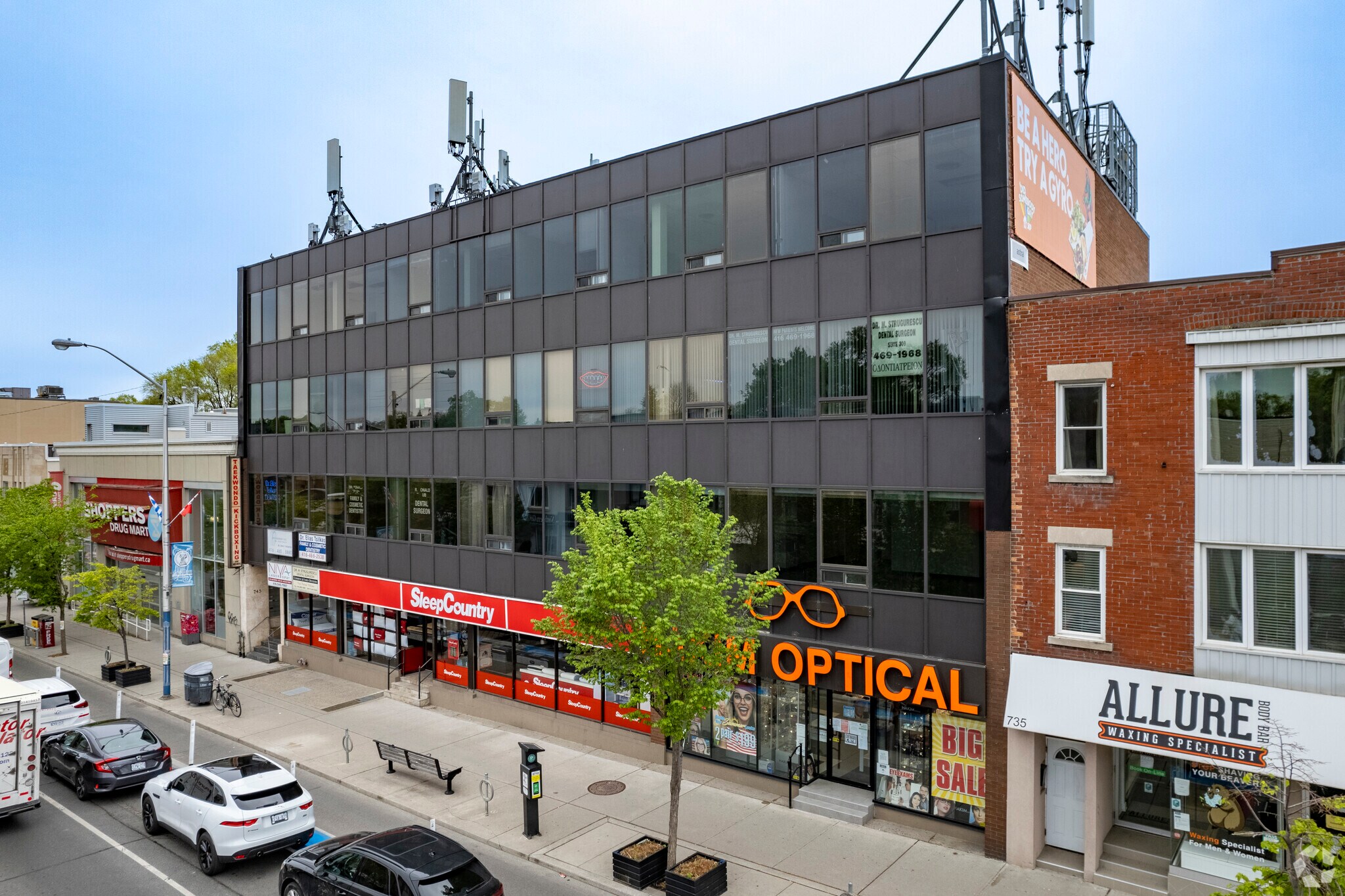 745 Danforth Ave, Toronto, ON for lease Primary Photo- Image 1 of 3