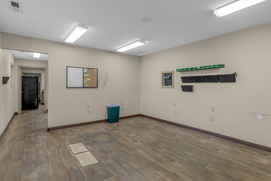 200 Coe Rd, Anderson, SC for lease - Building Photo - Image 3 of 12