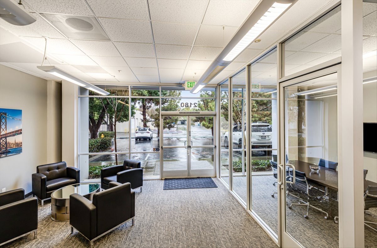 2180 Ringwood Ave, San Jose, CA 95131 - Unit 2180 - - Lobby - Image 1 of 23