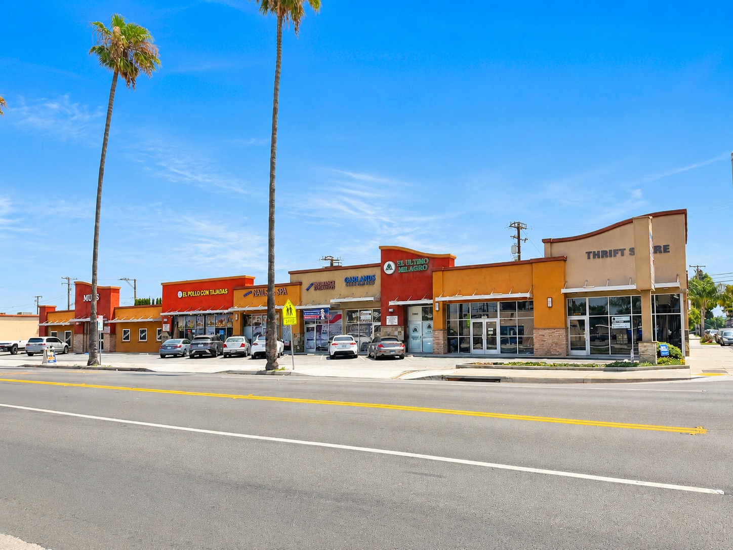 21600-21624 Norwalk Blvd, Hawaiian Gardens, CA for lease Building Photo- Image 1 of 14