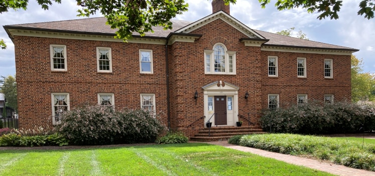 558 S Main St, Harrisonburg, VA for sale - Building Photo - Image 2 of 5